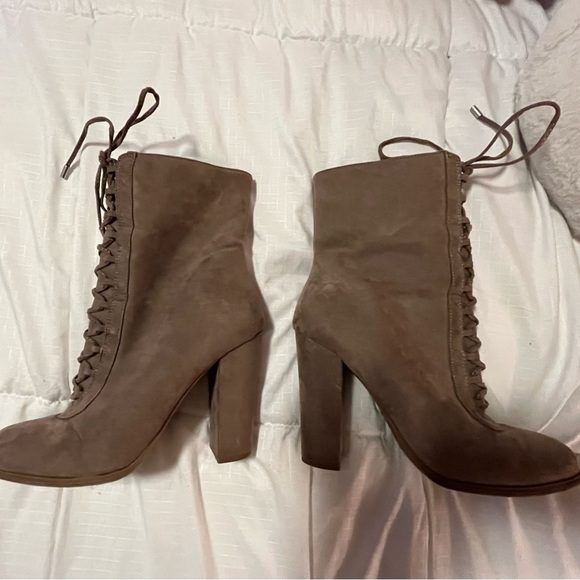 Light brown heel lace up booties! - Picture 3 of 5